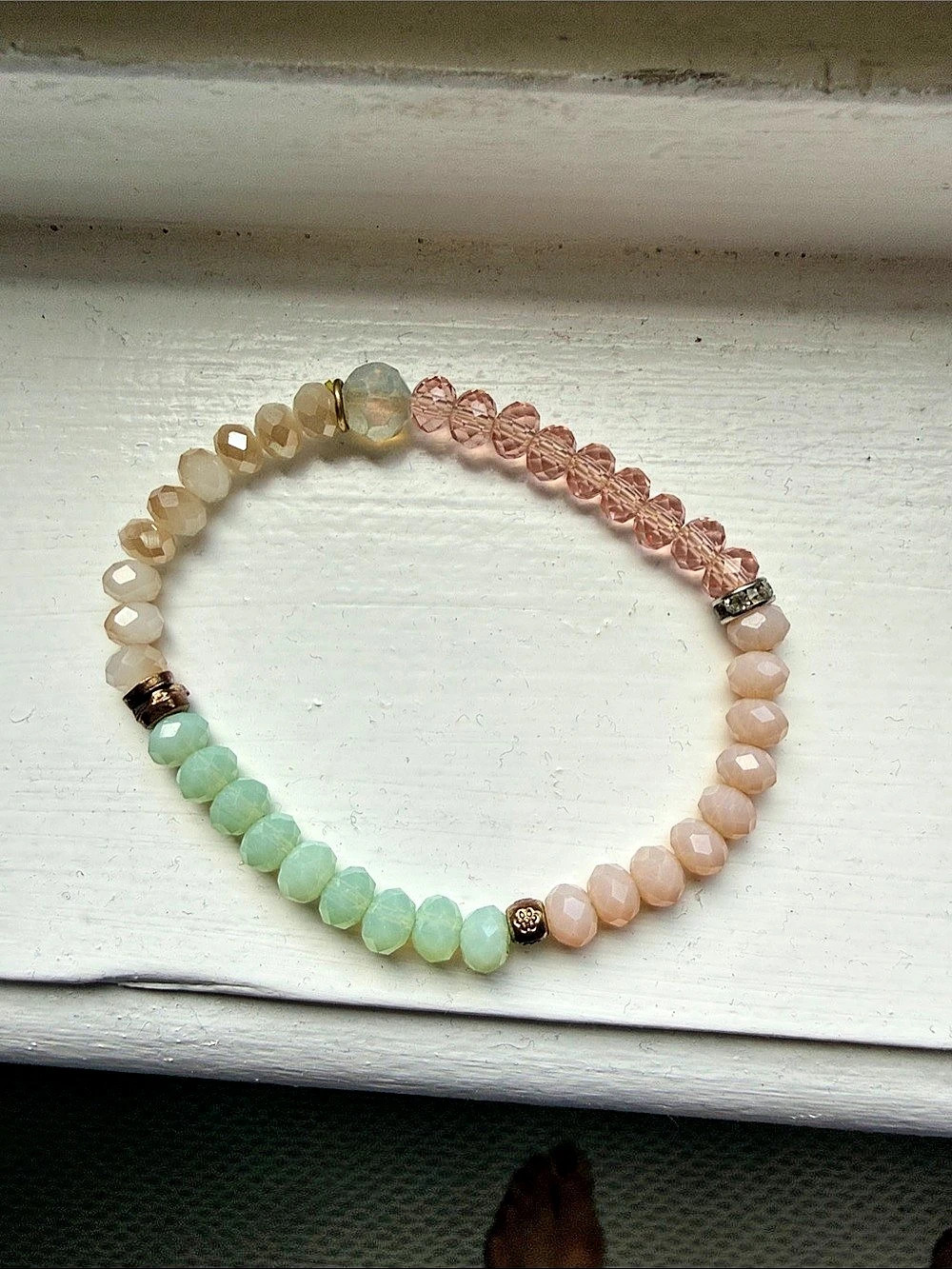 Beaded Bracelet in Pink & Green Like New